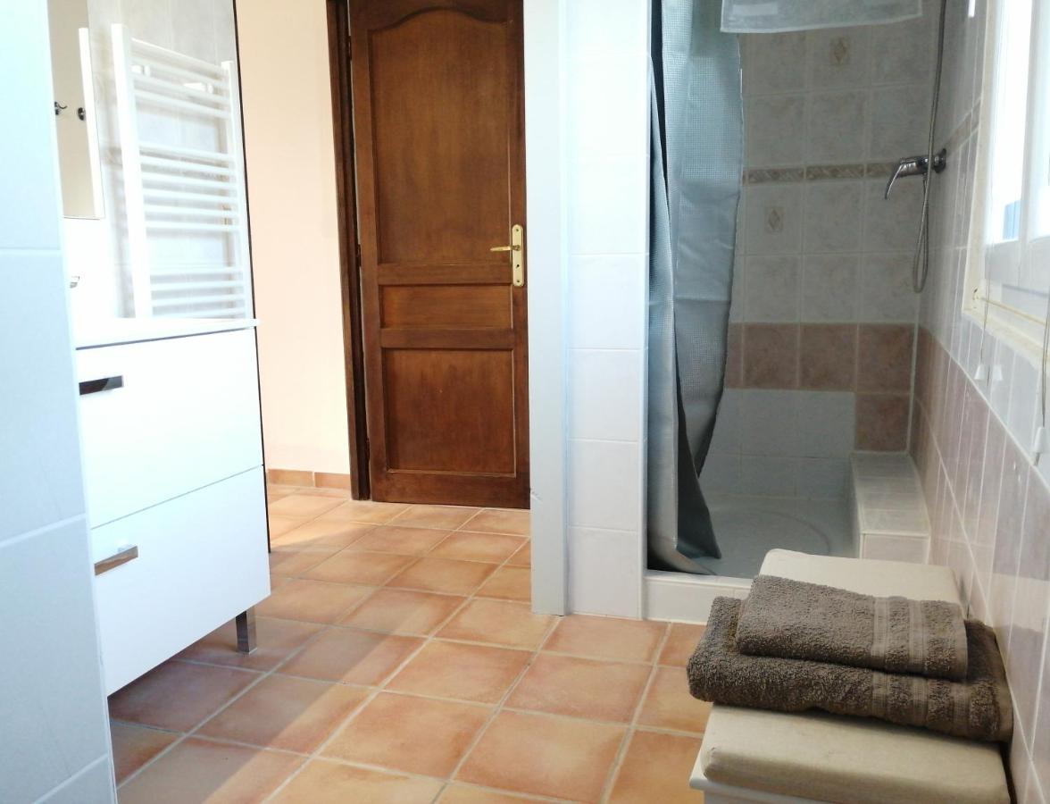 Ferienwohnung Les 3 Hirondelles Pont-Saint-Esprit Exterior foto
